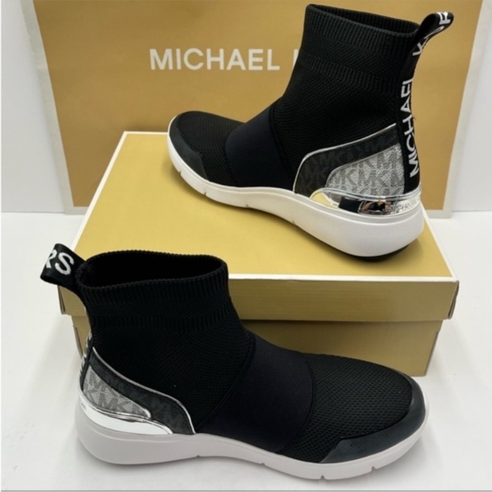 Michael Kors Men's Black Slip-On Knit High-Top Boots